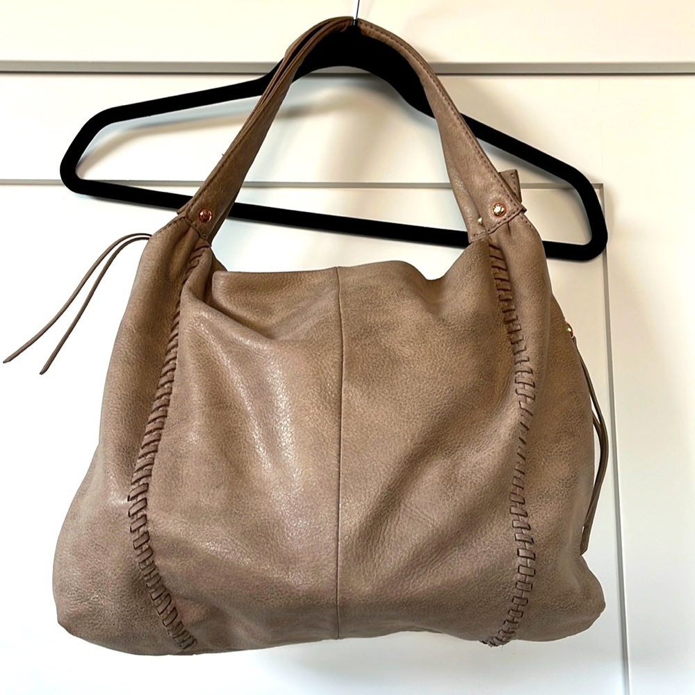Hobo purse shimmery leather with rose gold